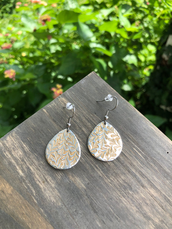 Gold Leafy Vine Teardrop Earrings