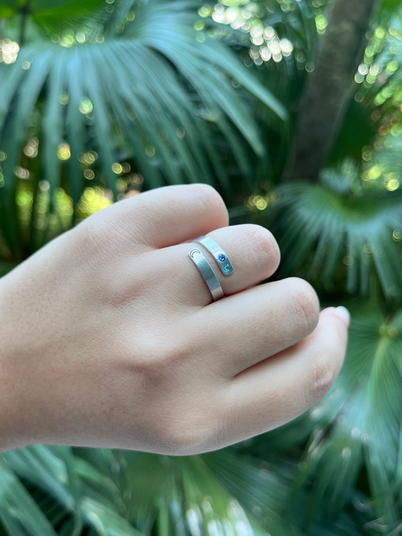 Moon w/ Stone Inlays Thin Wrap Ring